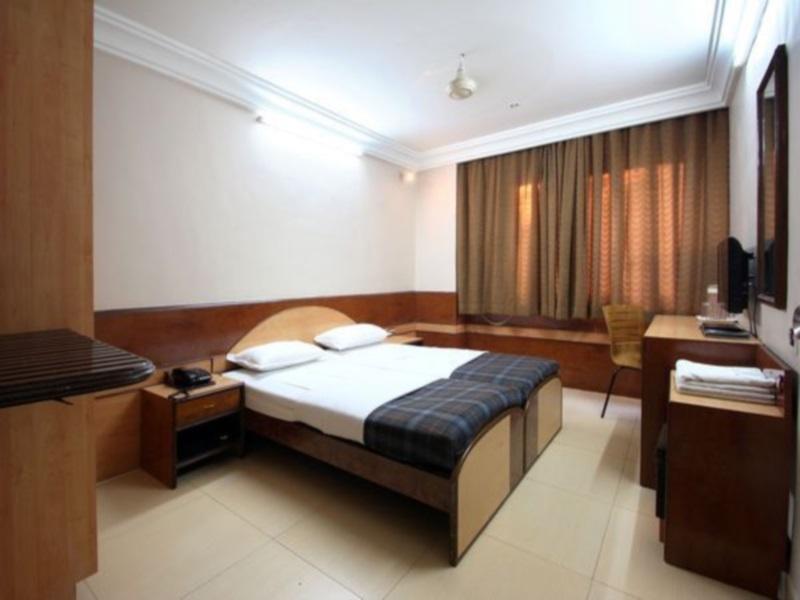 Hotel City Point Dadar Мумбаї Екстер'єр фото
